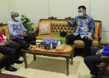 Tindak Lanjut Kesepakatan Bersama Forkamu, Pjs Walikota Banjarbaru Adakan Pertemuan di Disperindag
