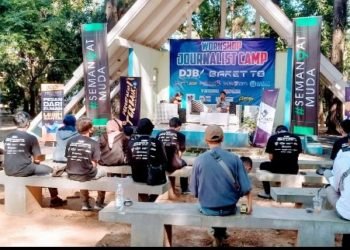 Menulis Sangat Mendukung Bagi Pengusaha Di Era Revolusi Industri 4.0