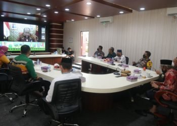 Bupati Banjar Mengikuti Rapat Koordinasi Analisis Dan Evaluasi Pelaksanaan Kampanye Pilkada