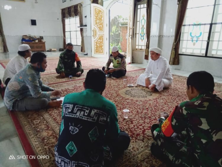 Danramil 1006-08/ Gambut Kunjungi Pimpinan Pondok Pesantren Al-Mursyidul Amin