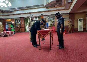 Direktur Umum PDAM Intan Banjar Resmi Di Lantik Oleh Bupati Banjar