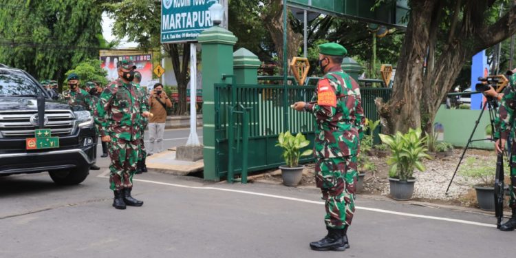 Pangdam VI Mulawarman Kunjungi Kodim 1006 Martapura