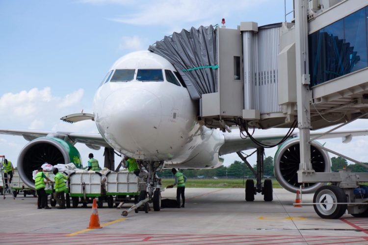 Saat Libur Cuti Bersama, Jumlah Penumpang Bandara Internasional Syamsudin Noor Mengalami Kenaikan