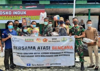 Batuan Yang Dikumpulkan Garis Relawan Kalsel Sudah Diterima Oleh Korban Kebakaran Kotabaru
