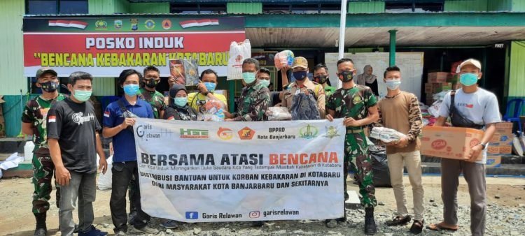 Batuan Yang Dikumpulkan Garis Relawan Kalsel Sudah Diterima Oleh Korban Kebakaran Kotabaru