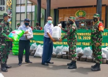 BPPIAT Mandiangin Serahkan Ribuan Benih Ikan Air Tawar Kepada  Kodim Martapura