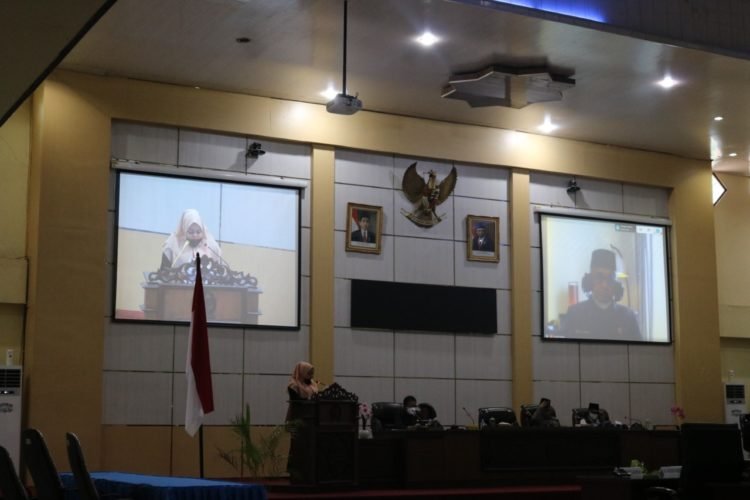 Ketua DPRD Kabupaten Banjar Skors Rapat Paripurna Pembahsasan RAPBD Tahun 2021
