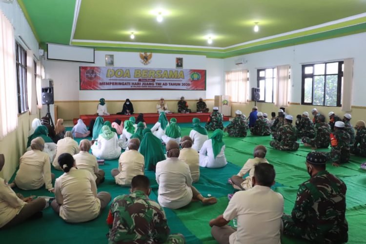 Puncak Peringatan Hari Juang TNI-AD, Kodim 1006/ Martapura Lakukan Doa Bersama