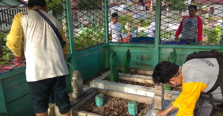 Turbah Sungai Jingah Banjarmasin “Diserbu” Jamaah, Indrayani : Terima Kasih Komunitas Pecinta Auliya