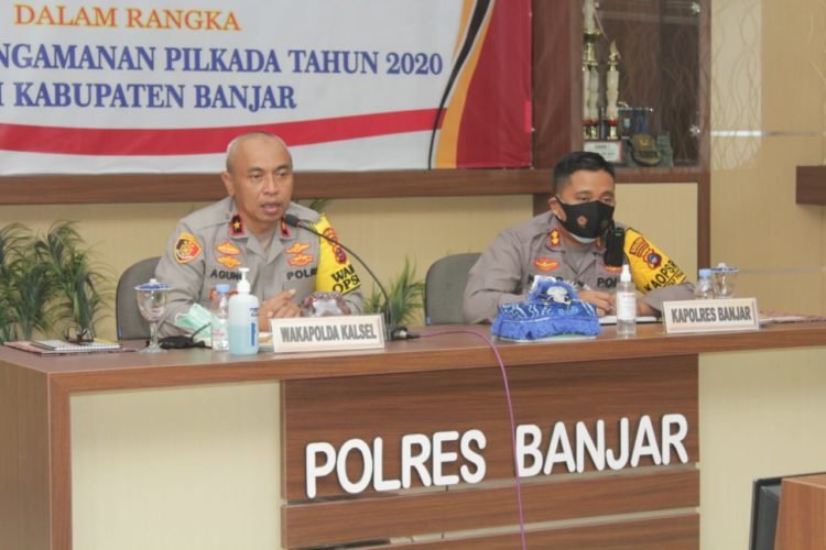 Kapolda Kalsel Cek Kesiapan Personel Untuk Pengamanan Pilkada
