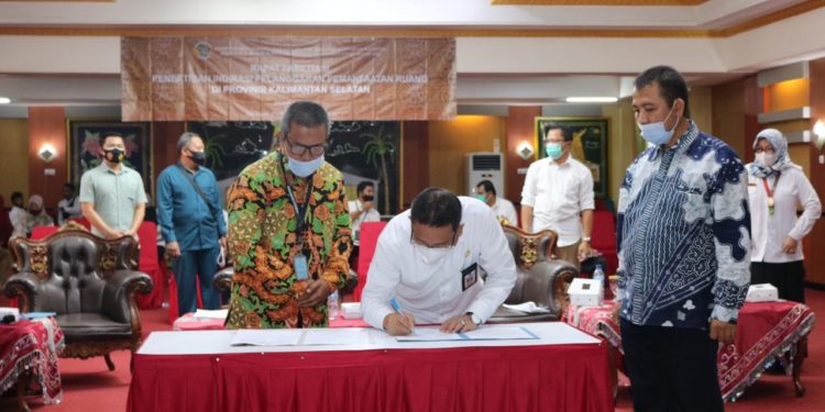 Sekda Banjar Ikuti Rapat FGD Tentang Penertiban Pemanfaatan Ruang