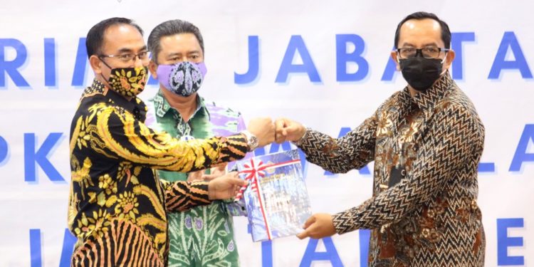 Bupati Banjar Hadiri Acara Sertijab Kepala BPK Perwakilan Provinsi Kalimantan Selatan