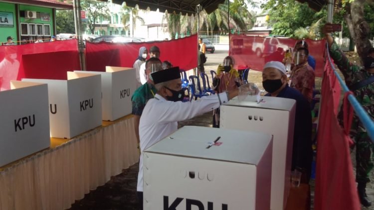 Bupati Banjar Lakukan Pencoblosan Dan Monitoring Pelaksanaan Pilkada