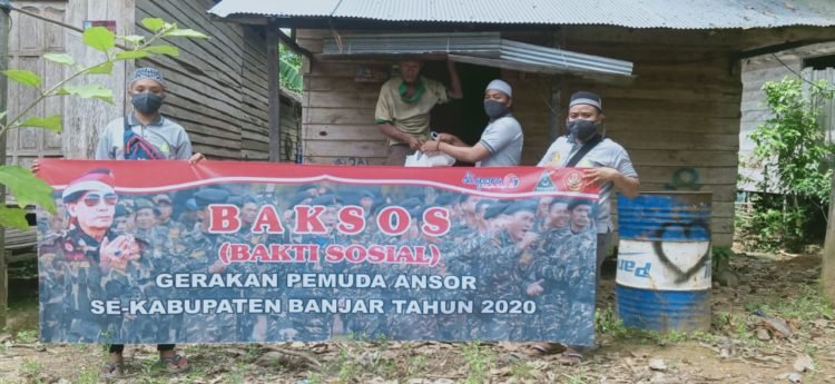PC GP Ansor Kabupaten Banjar Bagikan Sembako, Muhammad S. Rifqi: Ini Bentuk Kepedulian Kita