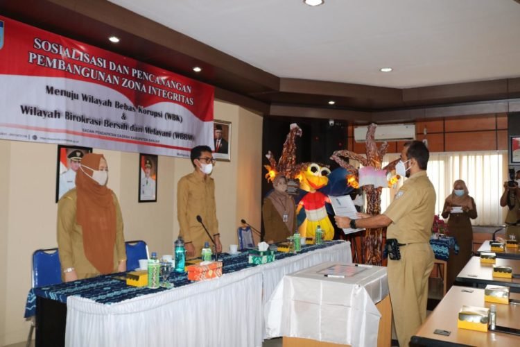 Pencanangan Zona Integritas WBK Di Bapenda Kabupaten Banjar