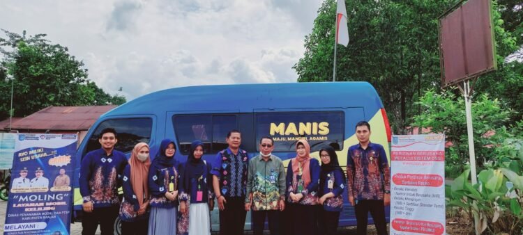 Dalam Memberikan Kemudahan Pelayanan, Layanan Mobil Keliling Datangi Warga