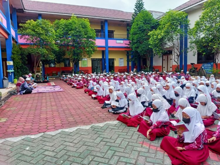 Program Penambahan Materi Agama di SD Disambut Baik, Budiati : Setiap Jumat Kita Baca Surah Yasin