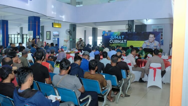 Jumat Curhat, Kapolda Kalsel Programkan Jumat Curhat Guna Mendengarkan Masyarakat
