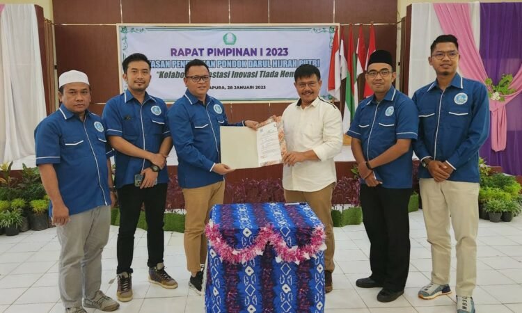 DPW Gekrafs Kalsel Akan Dorong Perkembangan Ekonomi Kreatif Ponpes Darul Hijrah Putri