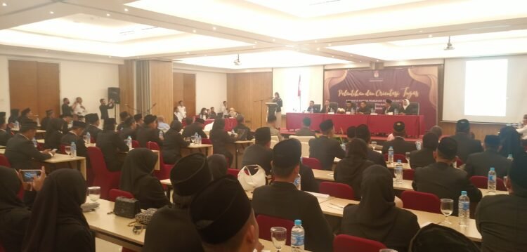 PPK Yang Dilantik Ketua KPU Kabupaten Banjar 25 Persen Wajah Lama