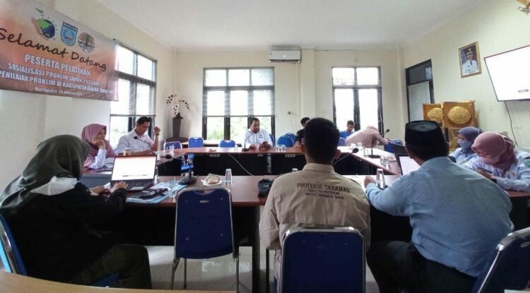 DPRKPLH Kabupaten Banjar Lakukan Sosialisasi Proklim