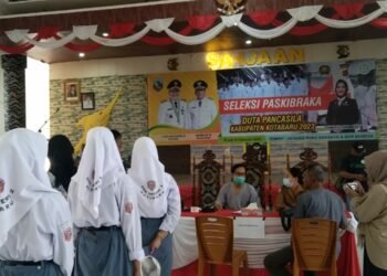 Ratusan Siswa-Siswi di Kotabaru Berkumpul di Gedung Paris Barantai, Ada Apa?