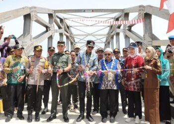 Jembatan Desa Handil Baru Diresmikan Oleh Bupati Kabupaten Banjar