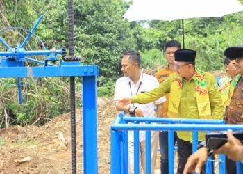 Bupati Resmikan Proyek Intake Air Baku di Selimbingan