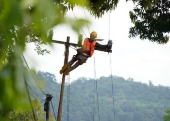 Hadapi Cuaca Ekstrim, PLN Ajak Gunakan Listrik yang Aman