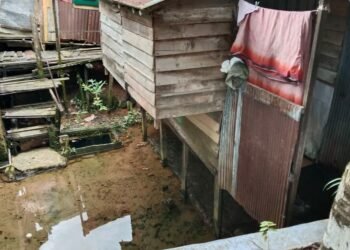 Air Sungai Meluap, Rumah Warga Sekitar Sungai Kemuning Kerap Terendam