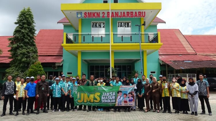 JMS Kejari Banjarbaru Ditutup di SMKN 2 Banjarbaru