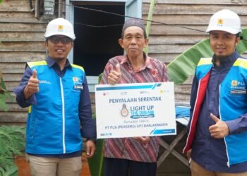Bertahun-tahun Tak Bisa Nikmati Listrik, 3.024 Warga Dapat Bantuan Pasang Listrik dari Donasi Pegawai PLN