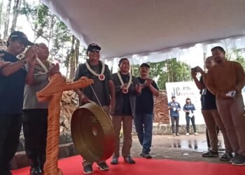 Journalist Camp III Dibuka, Paman Birin Dapat Penghargaan Regional Leader Who Cares About Cultural Arts