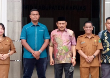 Anggota Komisi III DPRD Kabupaten Banjar Ke DPRD Kabupaten Kapuas