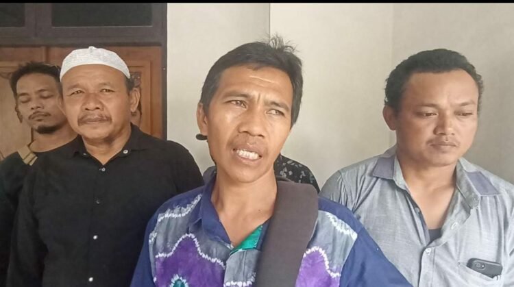 Warga Datangi Gedung DPRD Kabupaten Banjar, Ingin Laporkan Blasting Tambang Batubara