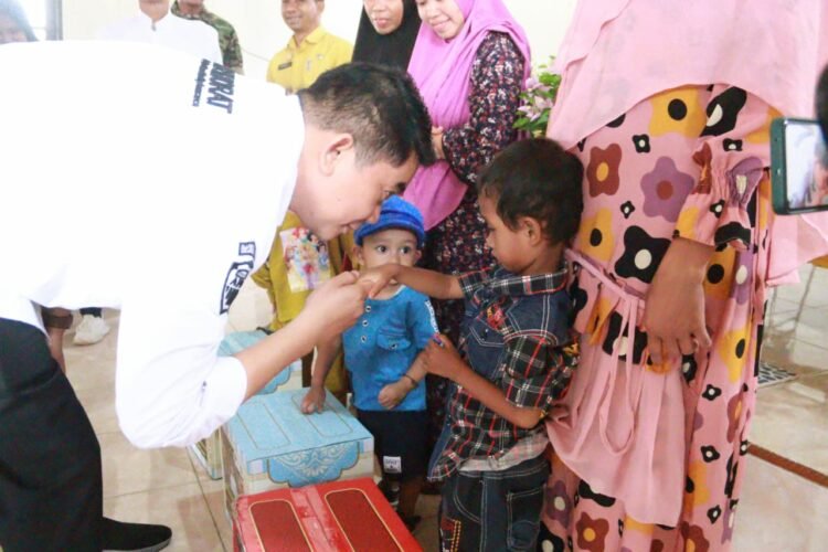 Wakil Bupati Andi Rudi Latif Terus Galakkan Bantuan Penanganan Stunting di Kotabaru