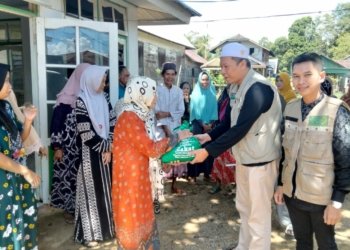 Lazisnu Kabupaten Banjar Salurkan Hasil Penerimaan Zakat Fitrah Kepada Warga
