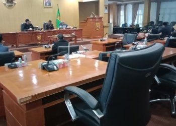 Rapat Paripurna DPRD Kota Banjarbaru Diskors, Kenapa?