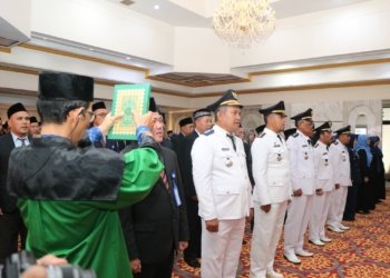 Sebanyak 118 Pejabat Administrasi Dan Pengawas Di Kabupaten Banjar Dilantik