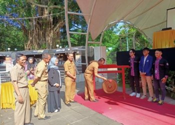 BPM Uniska Banjarbaru Perkenalkan Seni Melalui Pentas Budaya