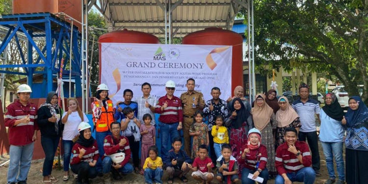 PT MAS dan PT BBP Buatkan Instalasi Air Bersih Bagi Masyarakat Bawahan Selan