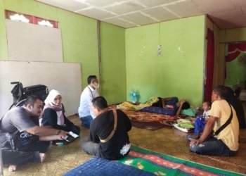 Sekelumit Kisah Penderita Diabetes Akut, PWI Kotabaru Berikan Sembako Kepada Muniri 