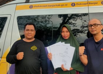 DisdukCapil Kabupaten Banjar Datangi Warga Kecamatan Sungai Pinang