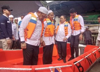 Desa Murung Kenanga Juga Kebagian Perahu Fiber Yang Diserahkan Oleh Syaifullah Tamliha