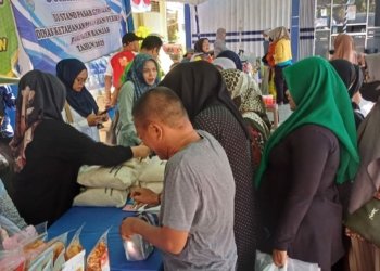 Beras Murah DKPP Banjar Diserbu Warga