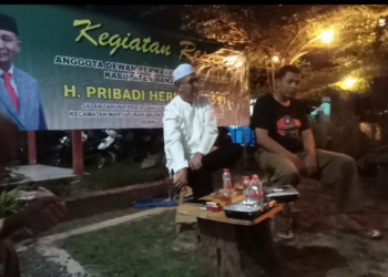 Pribadi Heru Jaya Kunjungi Warga Jalan Taruna Praja Gang Vespa RT 19 Desa Sungai Sipai
