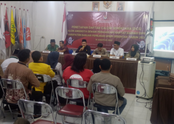 KPU Kabupaten Banjar Serahkan Nama Nama DCS Kepada 17 Partai Politik