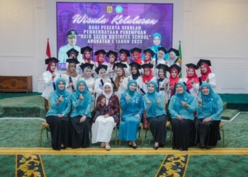 ASN Banjarbaru Diarahkan Potong Rambut Kesini!