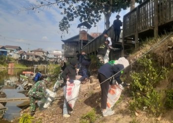 Edukasi Kebersihan Lingkungan, Sampah Di Tepi Sungai Murung Kenangan Diangkat