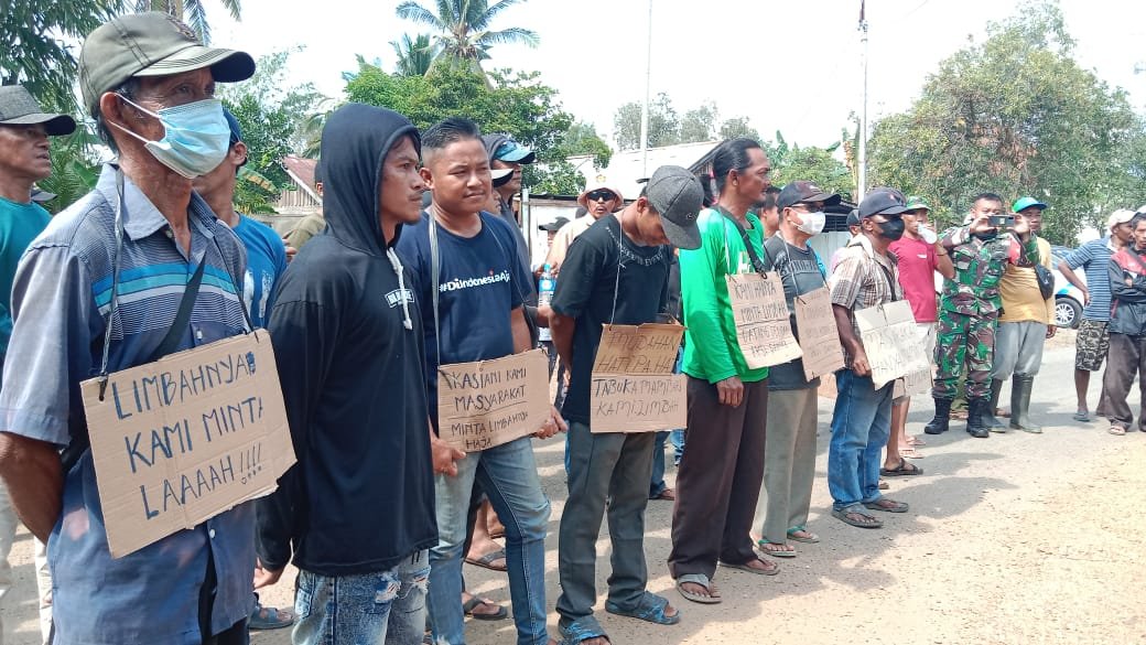 Puluhan Warga Palam Datangi Perusahaan Tambang, Ada Apa?